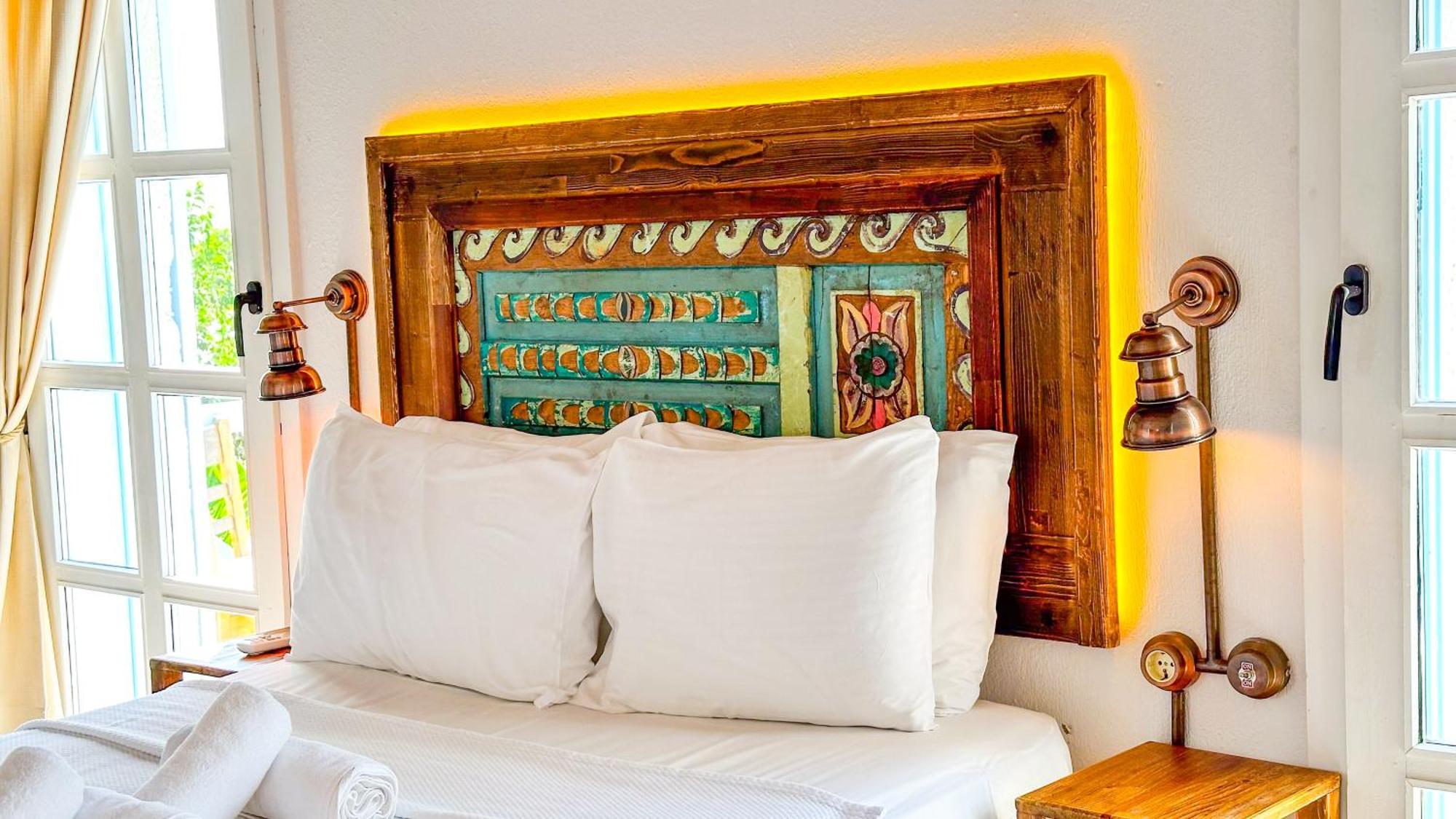 Banana Alacati Food & Stay - Adults Only מראה חיצוני תמונה